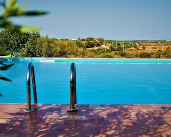 Casa Tomilho T0 - Castro Marim - Басейн