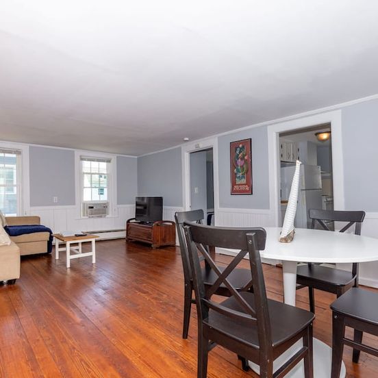 Dining room view of Gorgeous 1 bedroom in heart of the Boro