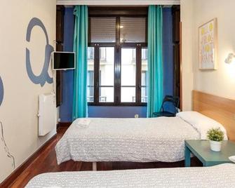 Pension Goiko - San Sebastian - Bedroom