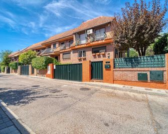 L Casa Cafe Madrid El plantio Calle segundo anca 11 madrid 28023 - Madrid - Edificio