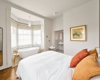 Constantine House - Tamworth - Schlafzimmer