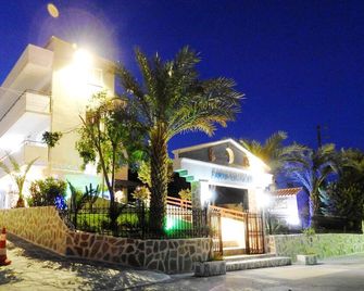 Farkia Exclusive Studios - Faliraki - Edificio