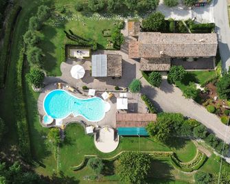 Le Fontanelle Country House - Sant'Ippolito - Piscina