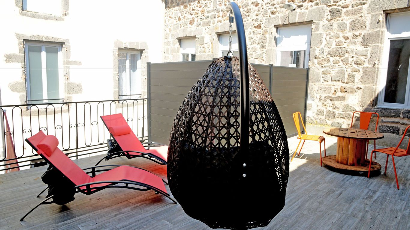 Logis Hotel Yseria - Historical Center