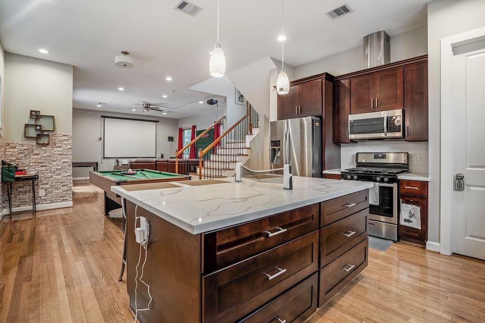 The Vibe 3bd X 4b I Downtown l Med Center I NRG Stad l Free Parking - יוסטון - מטבח