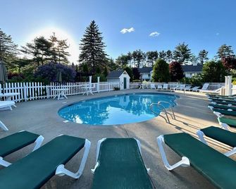 Golden Gables Inn - נורת' קונווי - בריכה