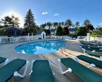 Golden Gables Inn - נורת' קונווי - בריכה