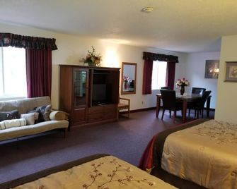 Keystone Boardwalk Inn and Suites - Keystone