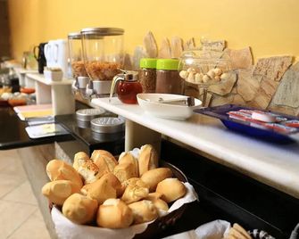 Pousada Recanto do Atalaia - Arraial do Cabo - Buffet