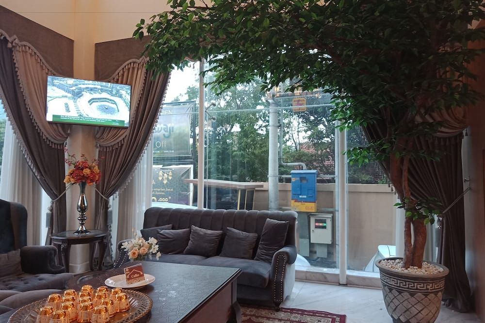 Namira Syariah Hotel Surabaya thumbnail 3
