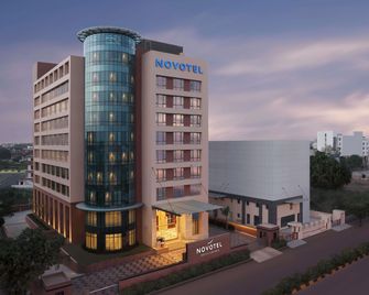Novotel Lucknow Gomti Nagar - Lucknow - Edificio