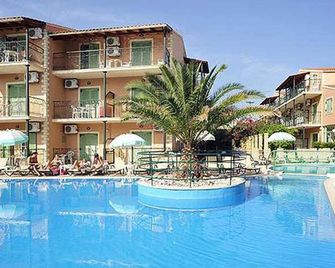 Philippos Apartments - Acharavi - Pool
