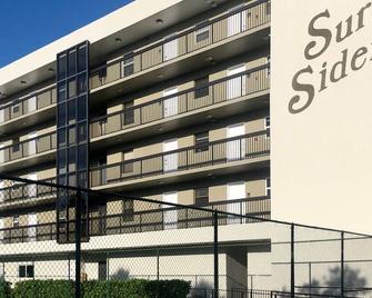 Surfsider Resort - A Timeshare Resort - Pompano Beach - Building