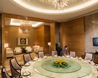 إنتركونتننتال شيجياتشوانغ، آن آي آيتش جي هوتل - شيجياتشوانغ - مطعم