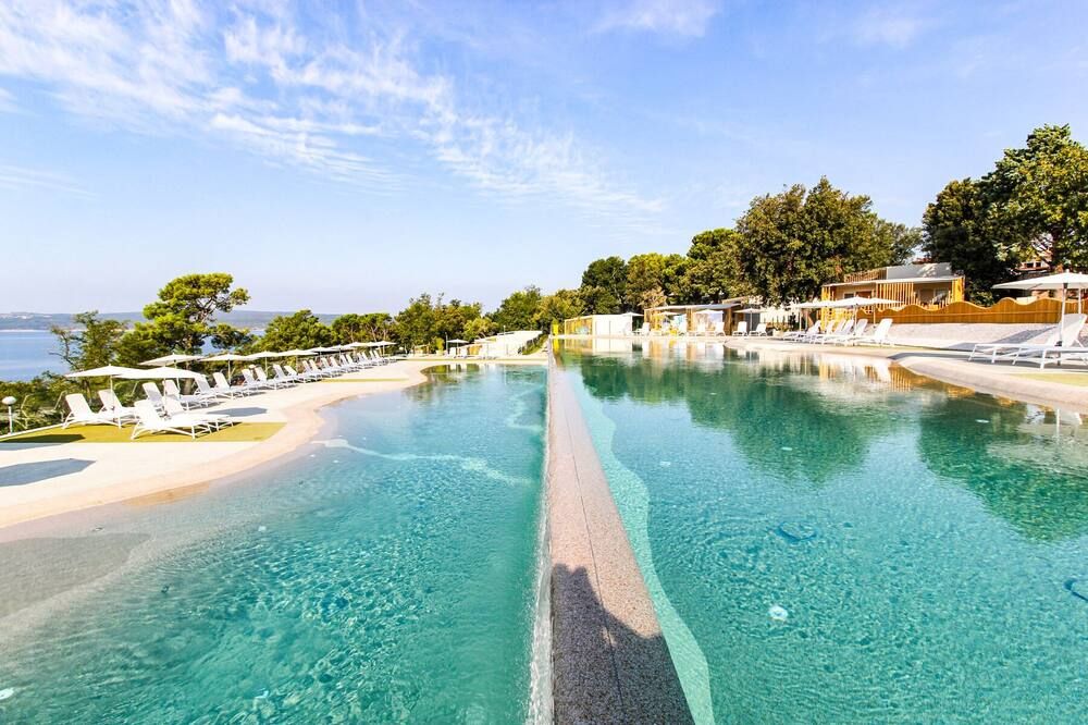 أدريالوكس كامبينج موبيل هوم - كريكفينيكا - حوض السباحة