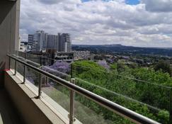 Sandton Smart Home 1 - Johannesburg - Balcony
