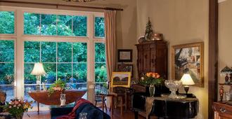 The Stockade Bed and Breakfast - Baton Rouge - Lobby