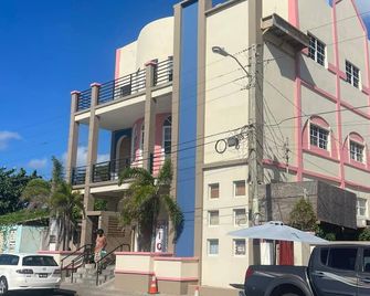 The Colosseum St Kitts - Basseterre - Building
