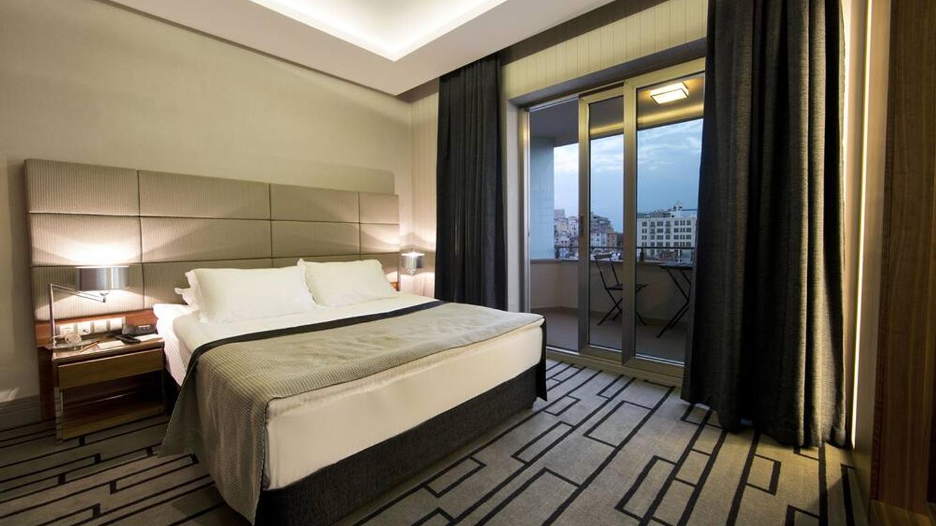 Cihangir Hotel Bosphorus