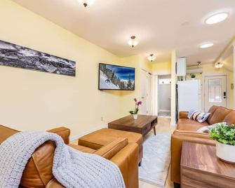 New - Downtown Private Loft W/ Deck & Work Space - Thành phố Salt Lake - Phòng khách