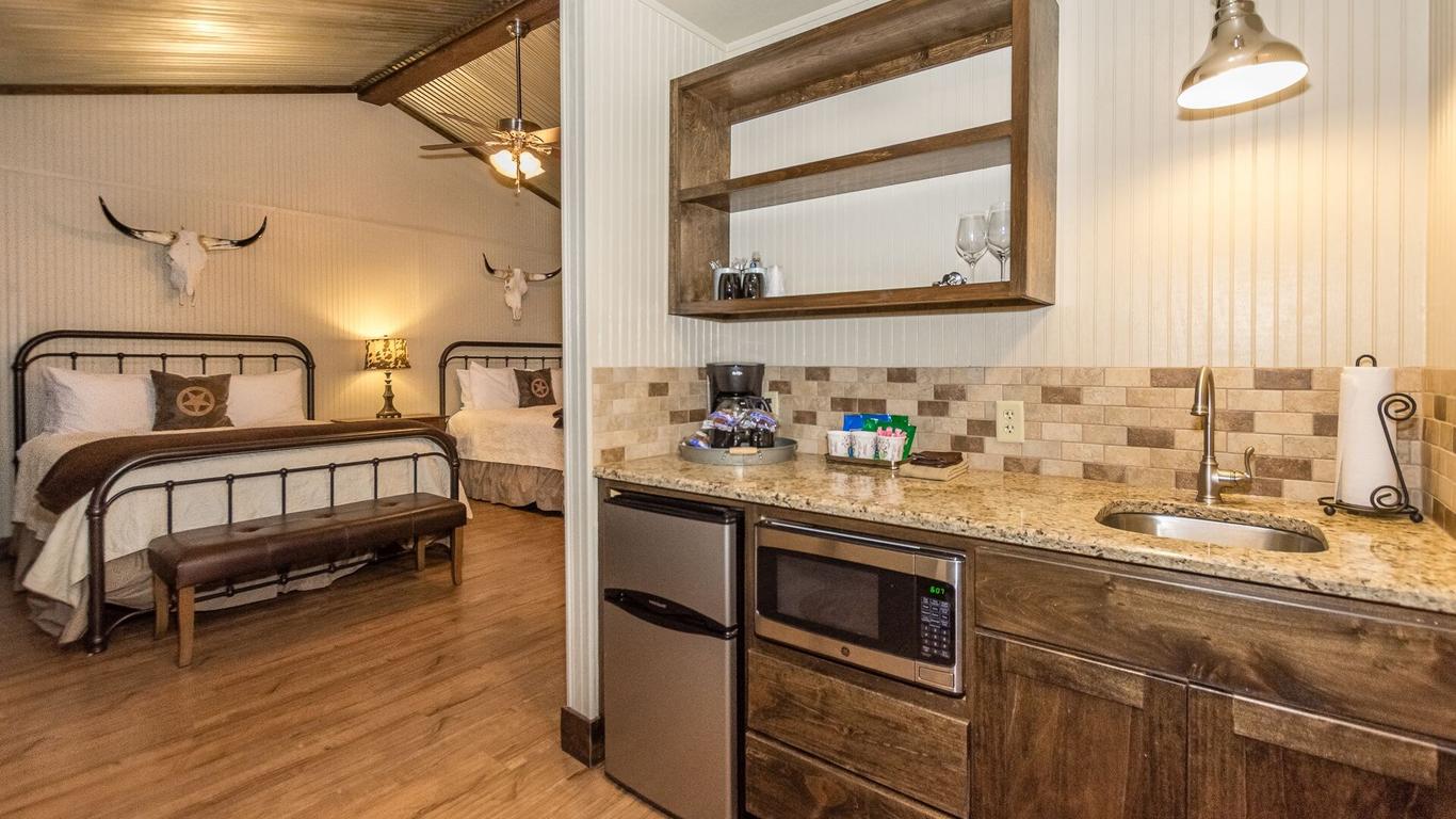 Vineyard Trail Cottages- Adults Only