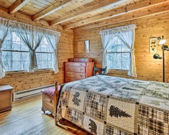 Andover Cabin Retreat w/ Hot Tub & Fireplace! - Andover - Bedroom