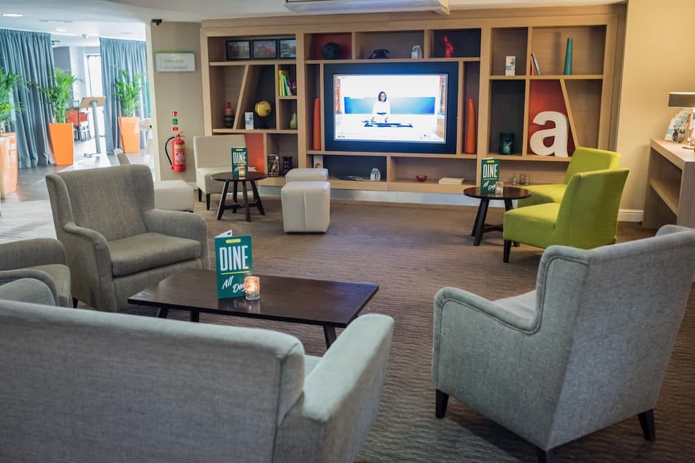 Holiday Inn Manchester - West By IHG