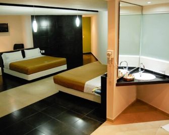 Hotel Porto Novo - Veracruz - Quarto