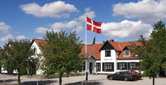 Naesbylund Kro & Hotel - Odense - Edificio