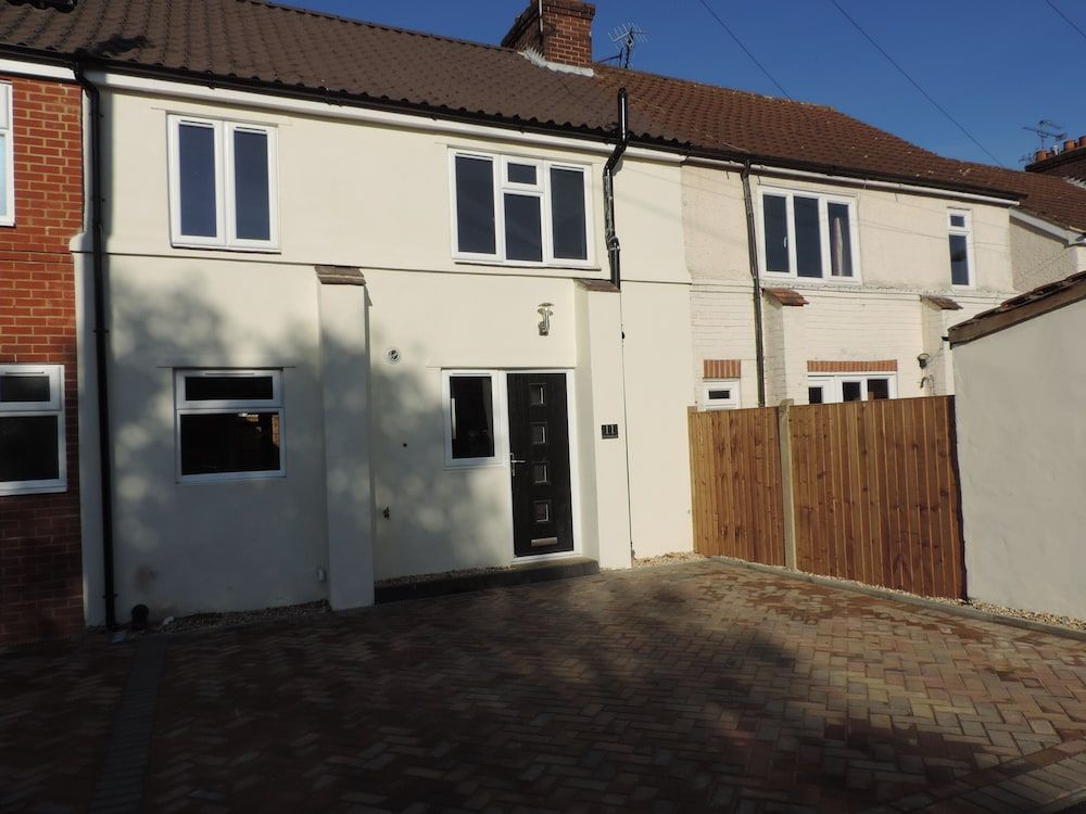 4 Bed Farnborough Air Accommodation - Farnborough - Venkovní prostory