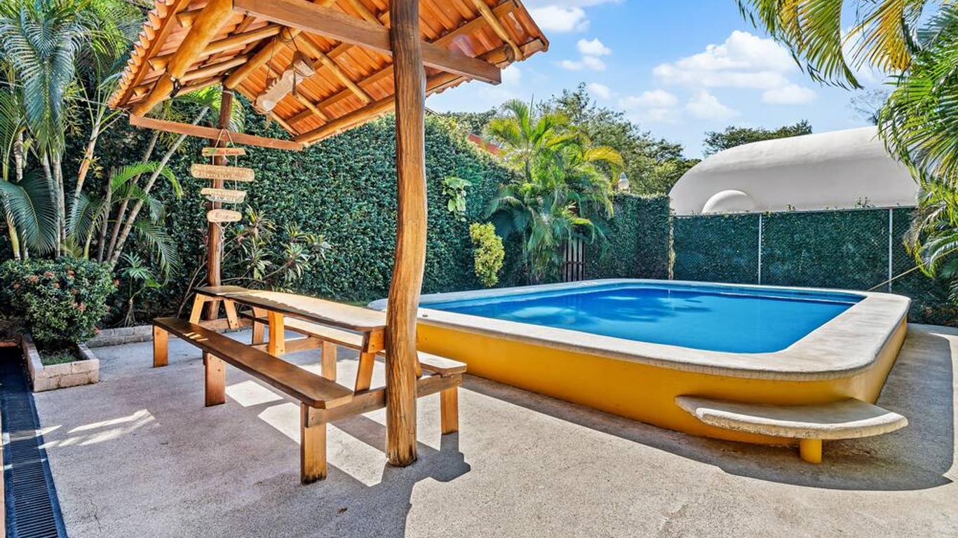 Tamarindo Inn