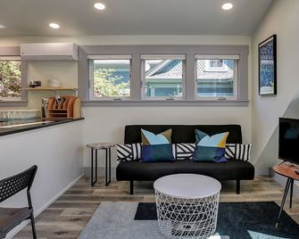 Best of Hawthorne - In the heart of Southeast Portland - Close To Everything - 포틀랜드 - 거실