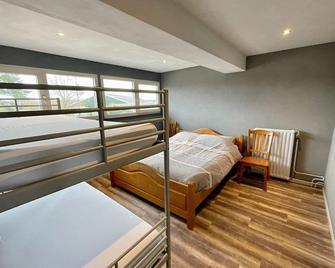 Cosy holiday home with pet-friendly garden - Elsendorp - Habitación