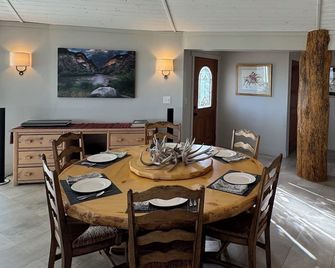 Working Ranch House with Astonishing Mountain & Valley Panoramic Views - Cañon City - Jídelna