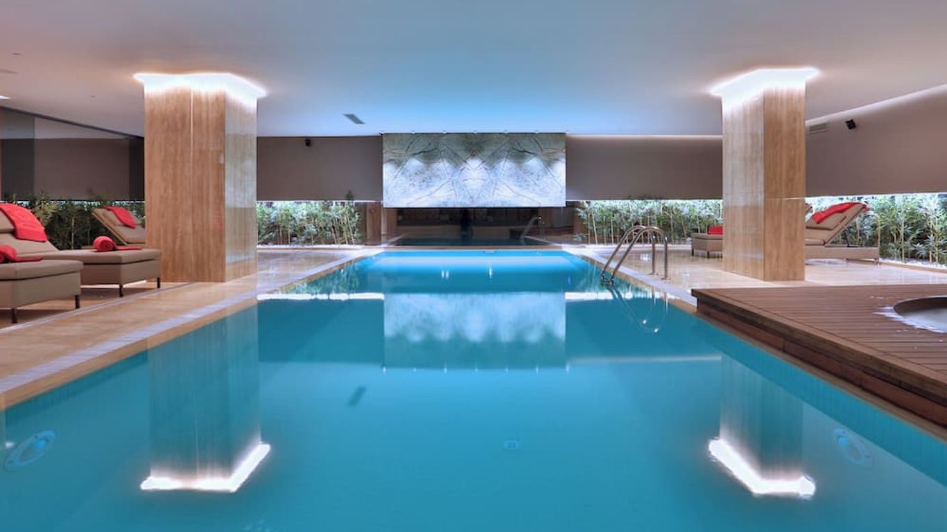 Dosso Dossi Hotels & Spa Downtown