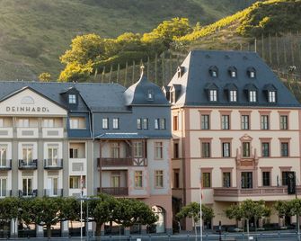 Deinhard's - Bernkastel-Kues - Building