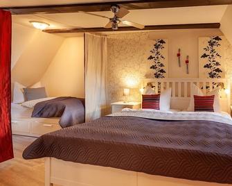 Apartments Unter Dem Schloß - Quedlinburg - Habitación