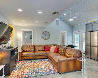 Quiet Mount Vernon Escape: Fish, Hike & Unwind! - Mount Vernon - Sala de estar