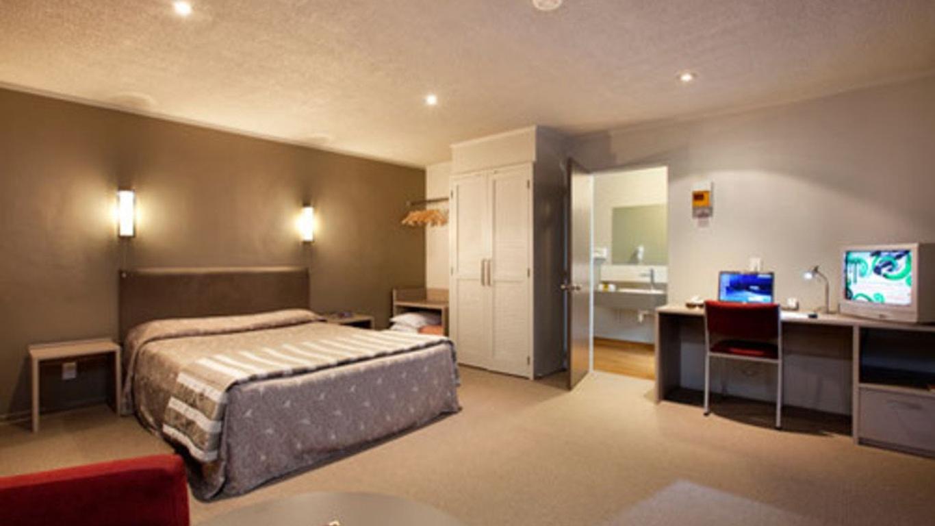 Aspen Manor Motel
