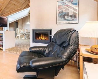 8 person holiday home in Fjerritslev-By Traum - Fjerritslev - Wohnzimmer