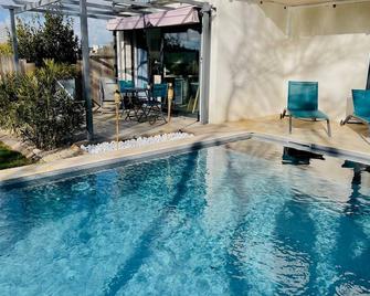 Tournesol & Anémone Sarlat - Sarlat-la-Canéda - Pool