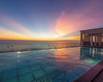 Sensea Retreat Hillside Apartment Phu Quoc - Phu Quoc - Pool