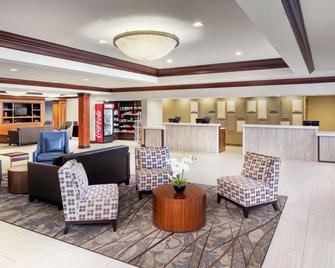 DoubleTree by Hilton Cleveland - Independence - Independence - Lobby