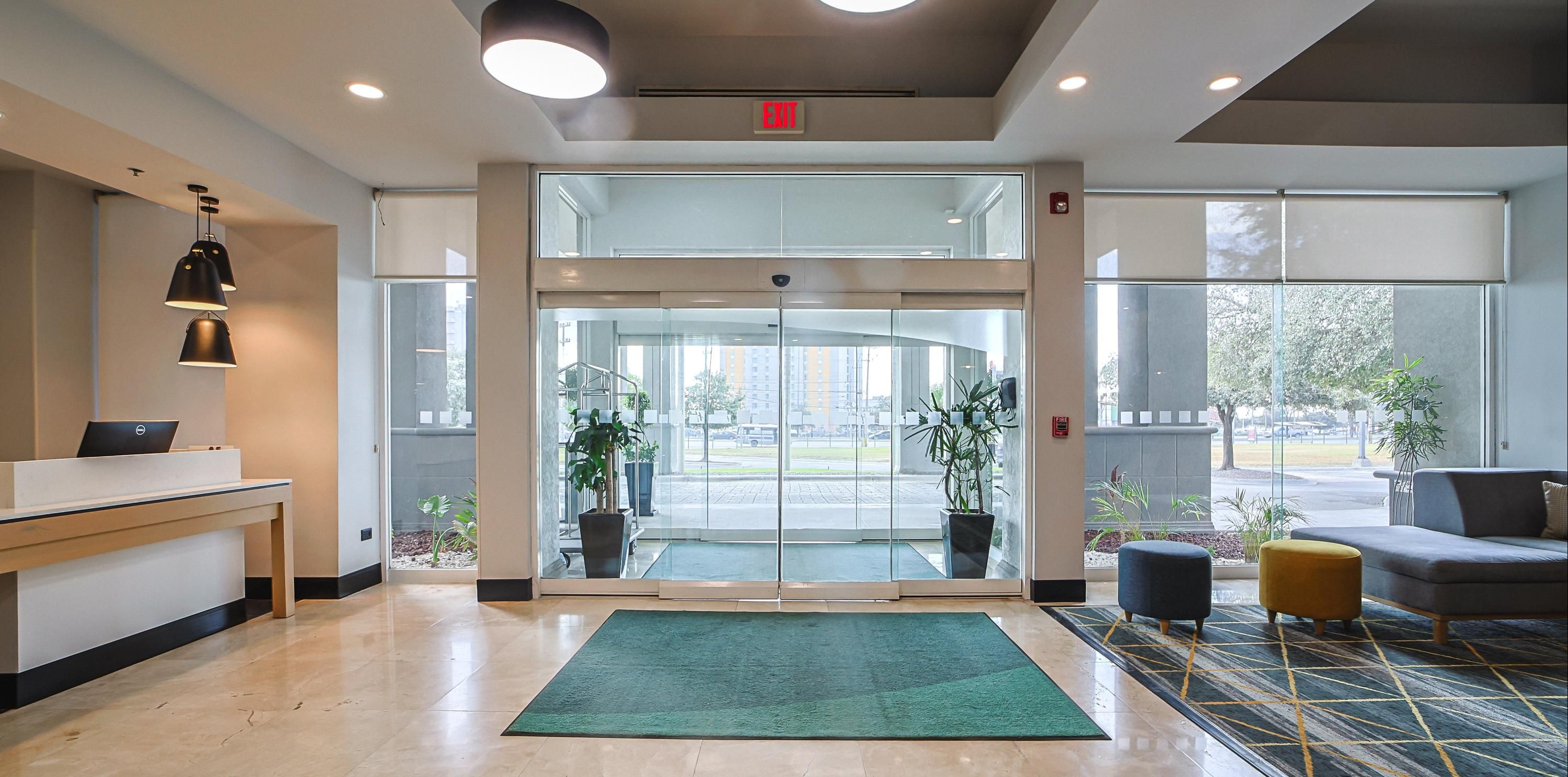 Holiday Inn Reynosa-Industrial Poniente By IHG - Reynosa - Lobby