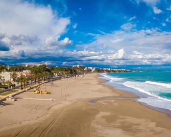 Estupendo apartamento - Miami Platja - Strand