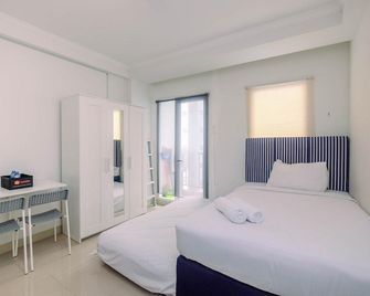 Simply Clean and Spacious Studio Signature Park Grande Apartment - Jakarta - Bedroom