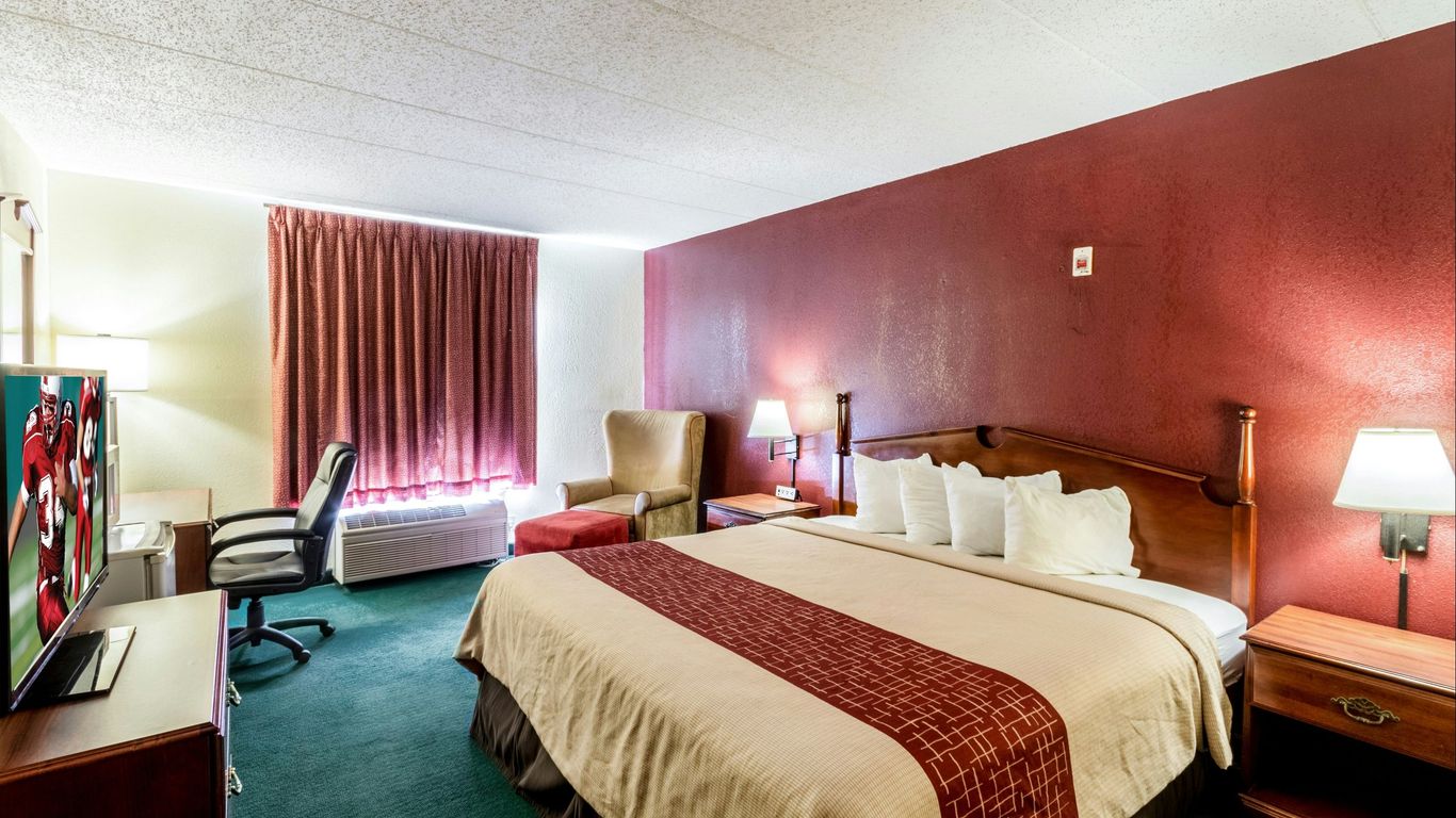 Red Roof Inn Morehead