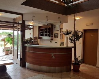 Rakovica room with WiFi (4958-1) - Rakovica - Rezeption