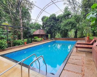Wayanad Kuruva Isles Jungle Resort - Panamaram - Pool