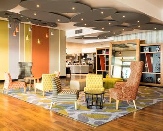 هوليداي إن برايتون سي فرونت - برايتون - ردهة